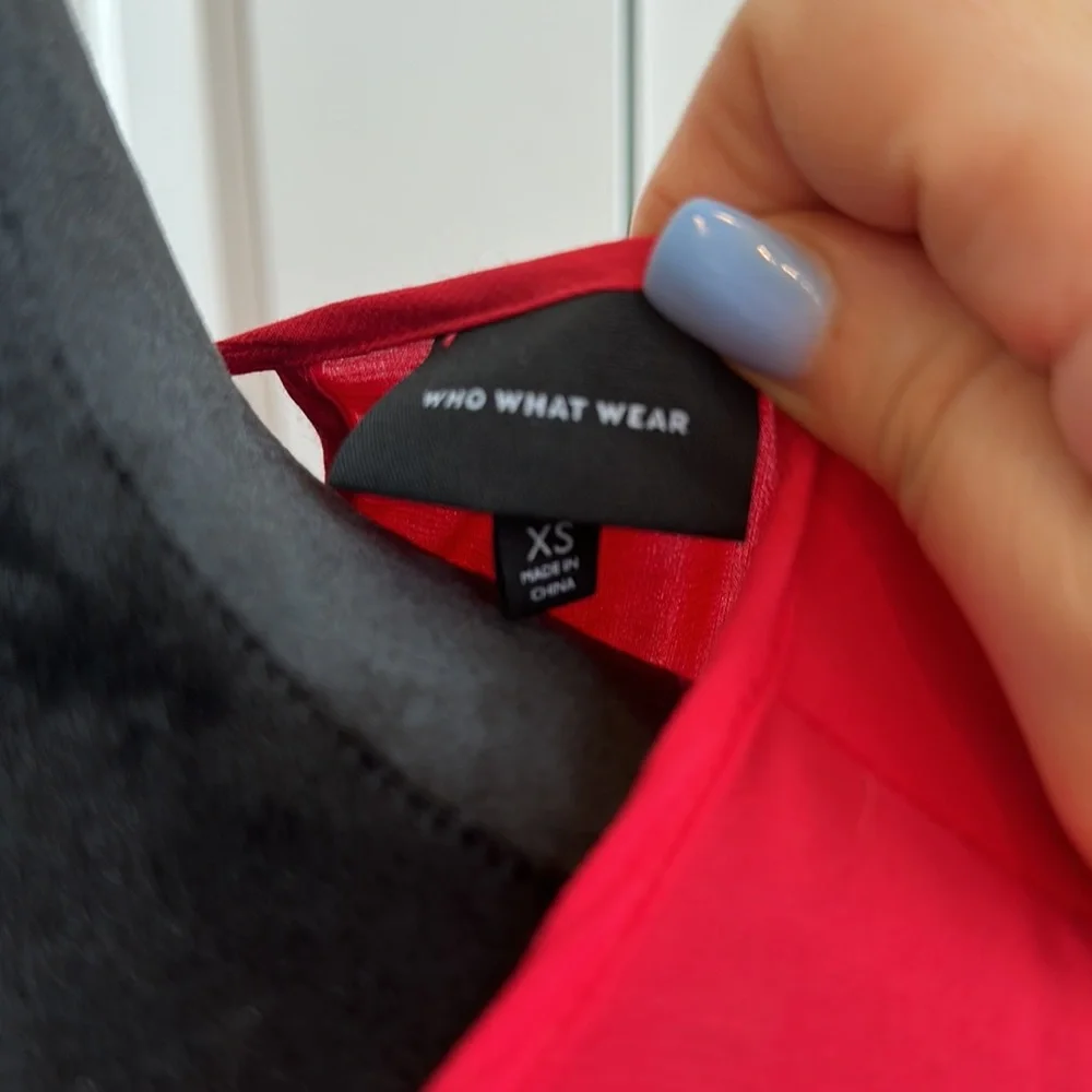 Who What Wear Red Ruffled Statement Sleeves, Tiered Dress - Picture 5 of 6